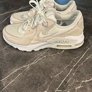 Nike Women's Beige Air Max Sneakers